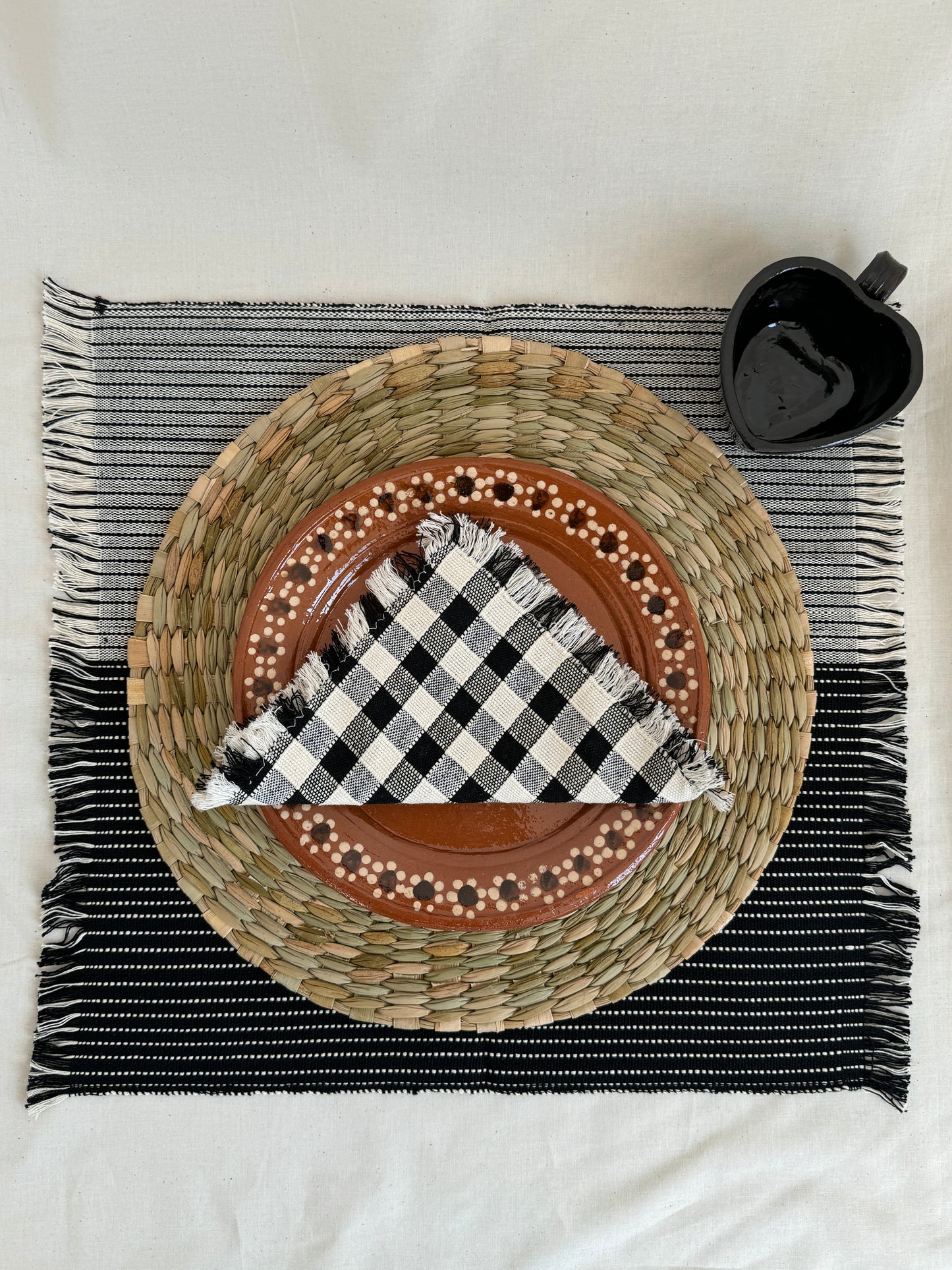 BROWN Plates capulineado (Set of 4)