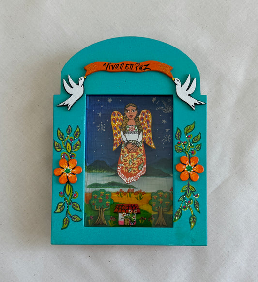 “Vivan en Paz” Nicho mexican folk art